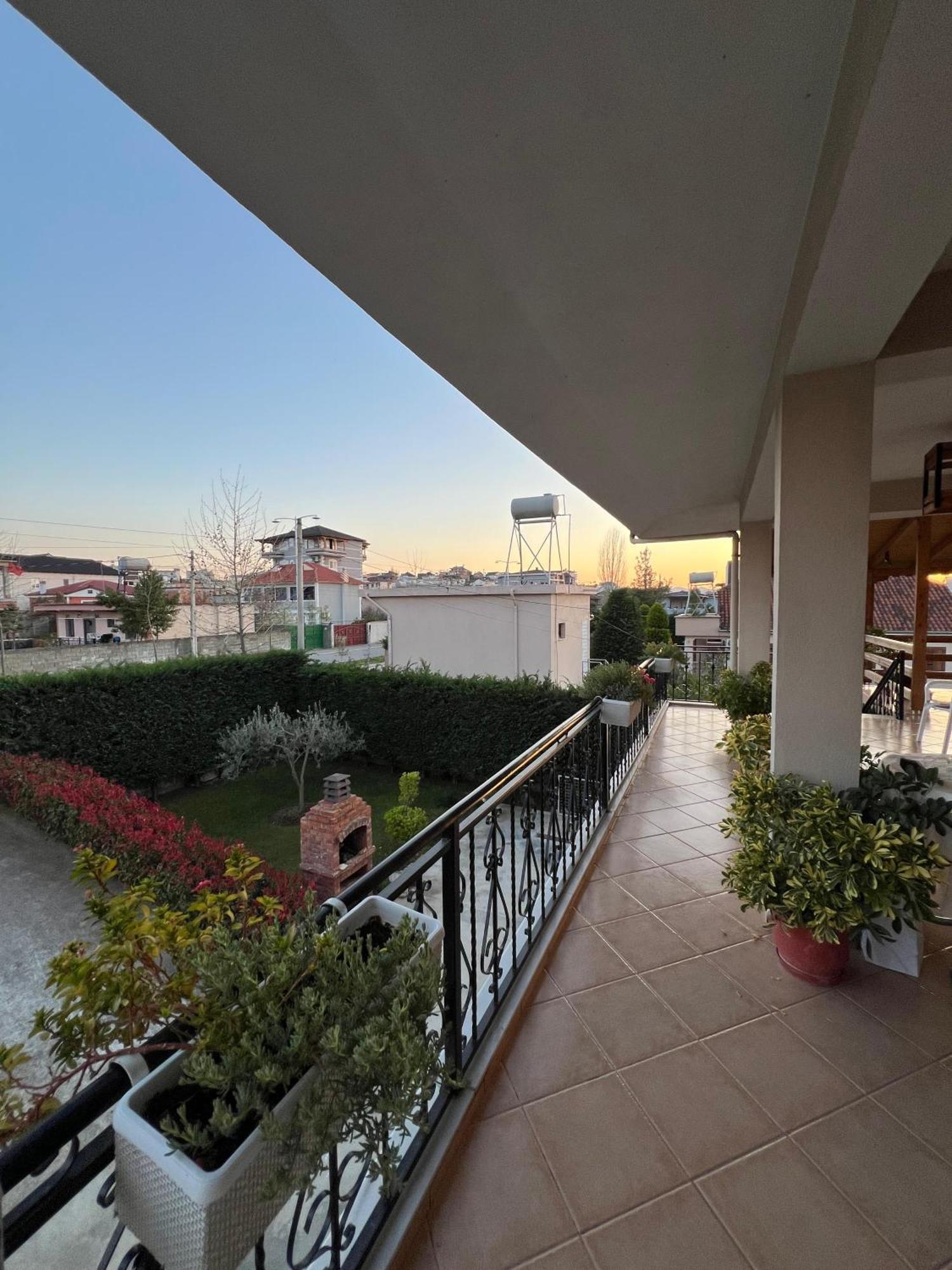 Villa Cerpja Kamez Exterior foto